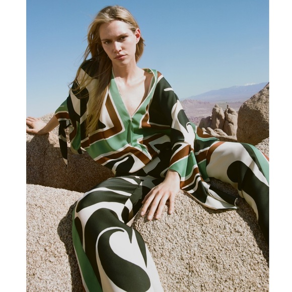 NWT Zara 2 Piece Tied Printed Blouse And Wide Pants Set - Picture 12 of 16